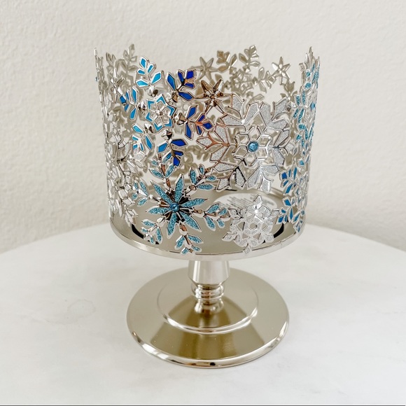 Bath & Body Works Other Bath Body Works Snowflake 3 Wick Candle